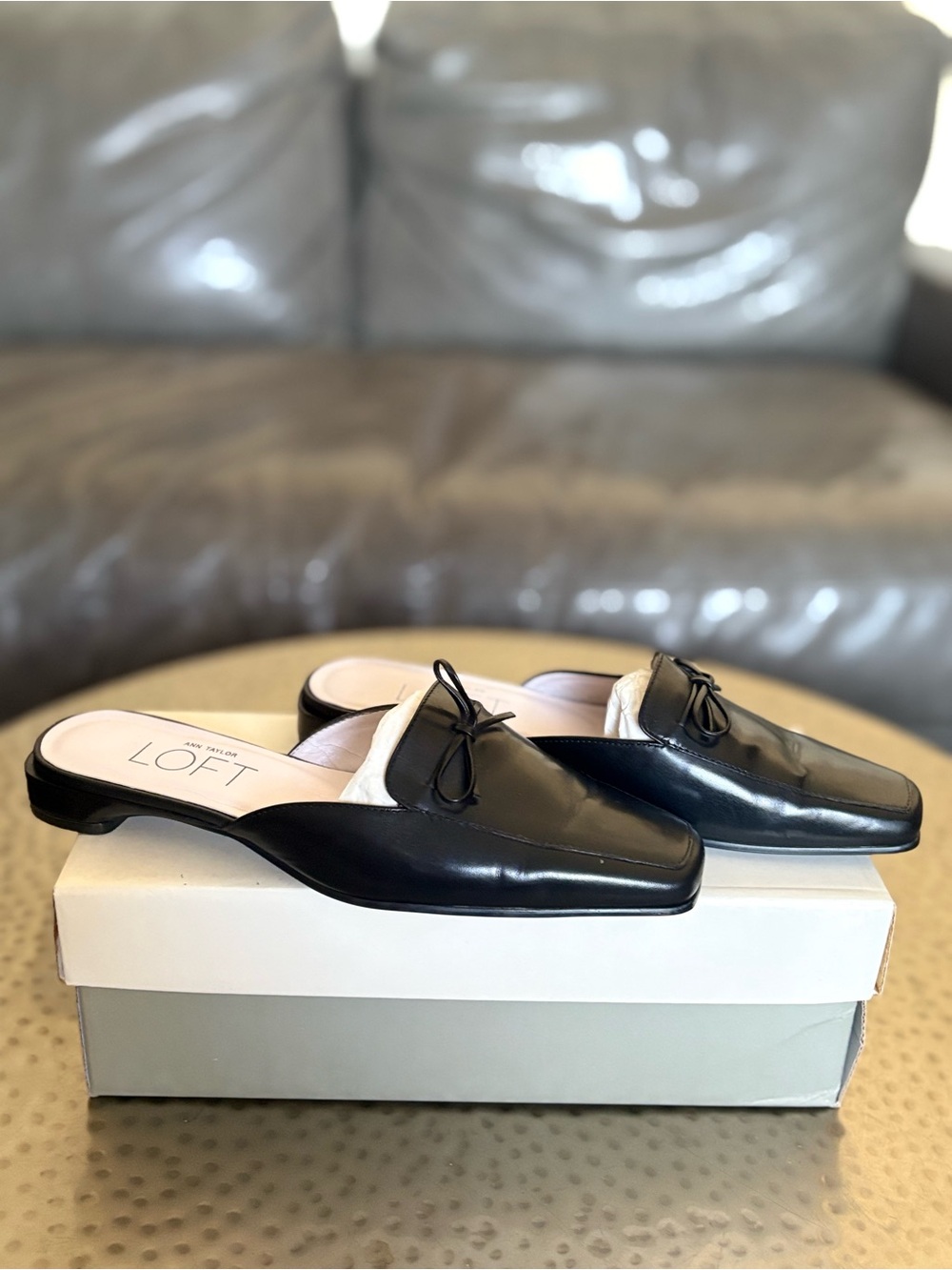 Vintage Y2K Ann Taylor LOFT Geraldine Black Leather Mule Loafers Size 5.5 2001